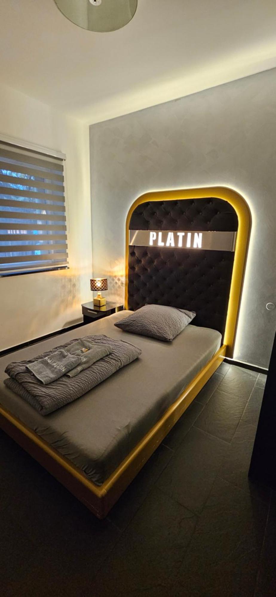 רגנסבורג Hotel Platin מראה חיצוני תמונה
